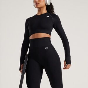 Women’s best Power Seamless long sleeve Crop Top